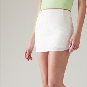 NWT Athleta Tennis Skort (Run With It Skort) - Size Medium